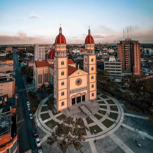 La Ciudad Distintas 🏙️: New Amistades 🤗 y Funas 🤫