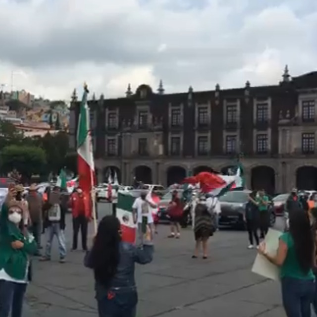 FRENA - Plazas Públicas
