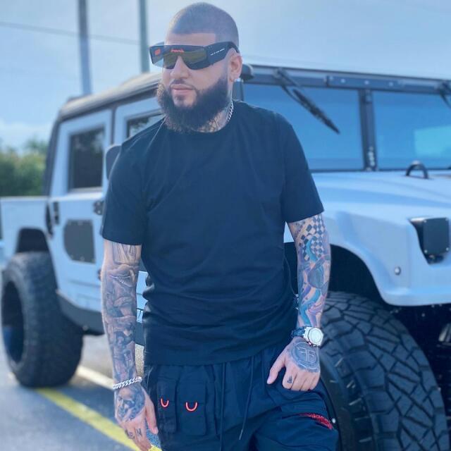 FARRUKOOFFICIAL_PREDATOR