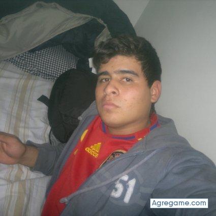 vengadorpy chico soltero en Tristán Suárez