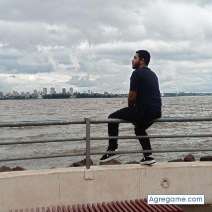 Breack03 chico soltero en Coronel Oviedo