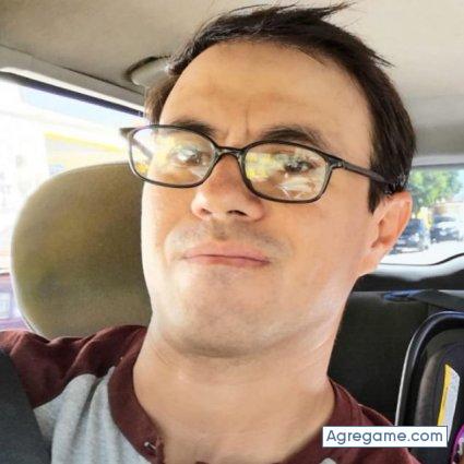 Osmar03 chico soltero en Seattle