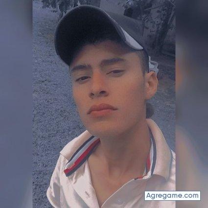 200015 chico soltero en La Merced