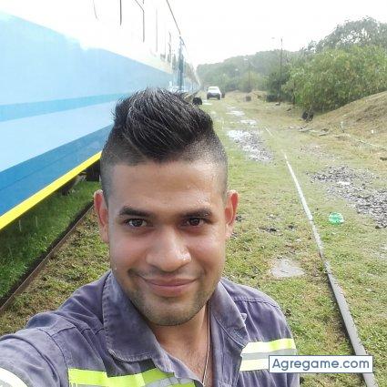 Lucas016 chico soltero en Añatuya