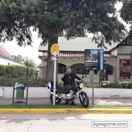 adrianhector chico soltero en Nueva Palmira