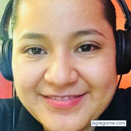 Estefanie chica soltera en Tambillo