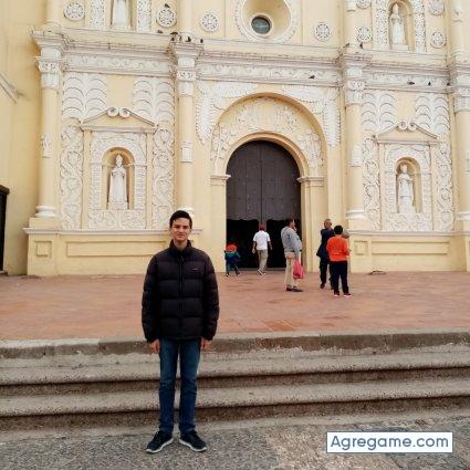 alemanchris1510 chico soltero en Santa Bárbara