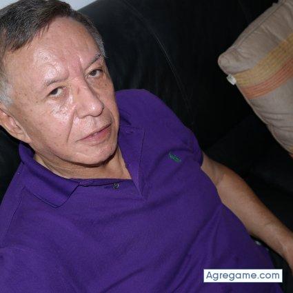 Arturo40g chico soltero en Río Chico