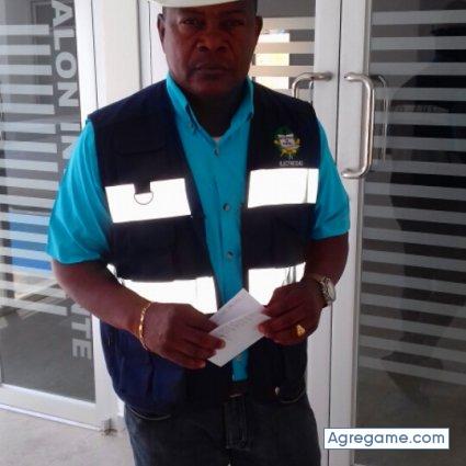 cupiding chico soltero en Soná