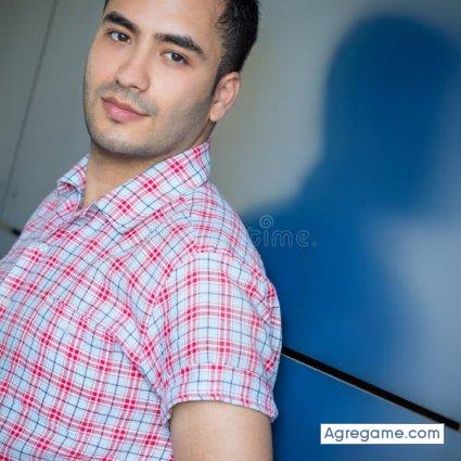 Pg504479 chico soltero en Rogers