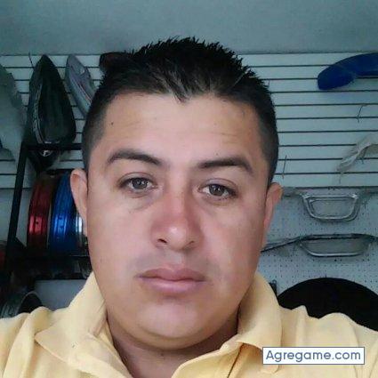 Ismaelo666 chico soltero en Nogales