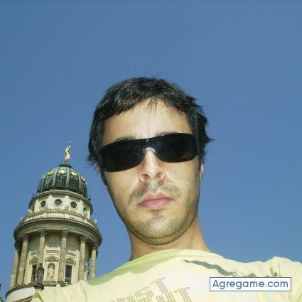 aeduardo chico soltero en Madrid