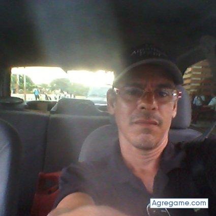 EMF20 chico soltero en Guateque