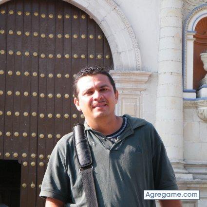 ernesto_751201 chico divorciado en Castaños