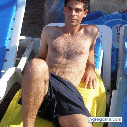 ibisencterrassa chico soltero en Terrassa