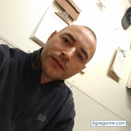 Samy1283 chico soltero en Saint Cloud