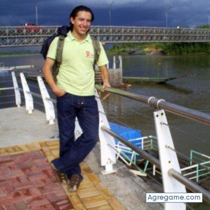 BRYANSOSA chico soltero en Quito
