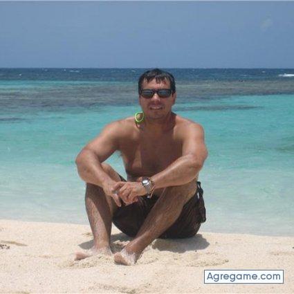 cesar09 chico soltero en Wheaton