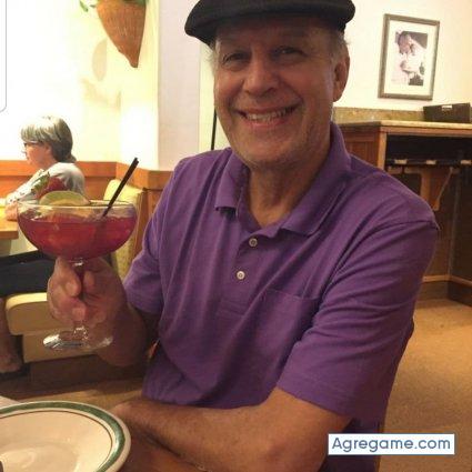 Ciprianno chico soltero en Colonia Escalón