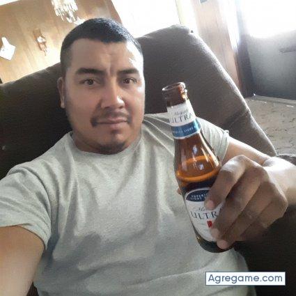 lalonieto chico soltero en Olathe