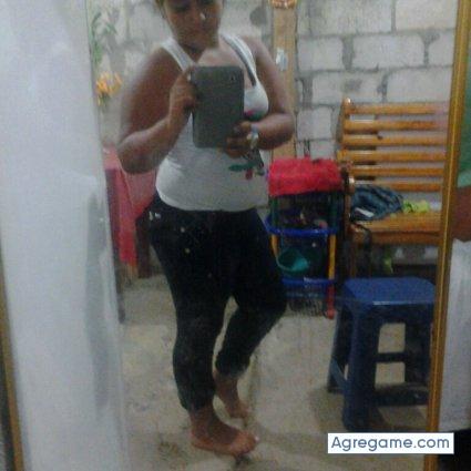 Valeria chica soltera en Ventanas