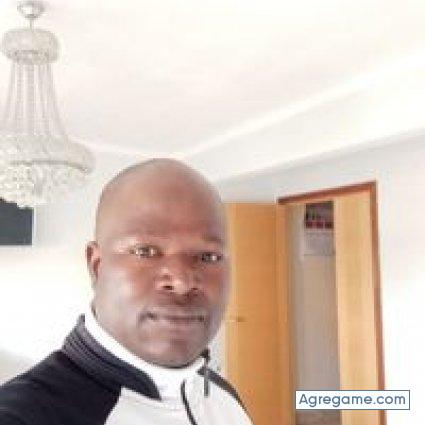 salimfati chico soltero en Huetor Vega