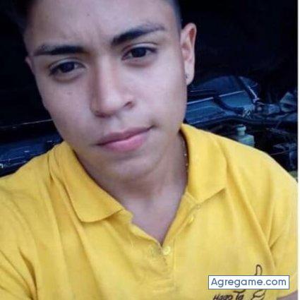 Luis_santos1995 chico soltero en San Lorenzo Valle