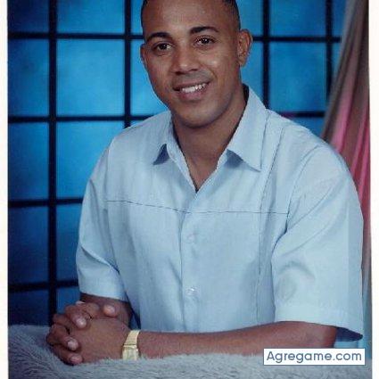 wilheri chico soltero en Ensanche Libertad