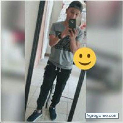 marlonmendoza7704 chico soltero en East Wenatchee