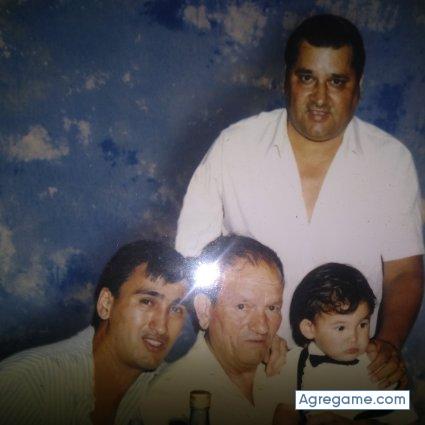 Ninogino chico soltero en General Pico