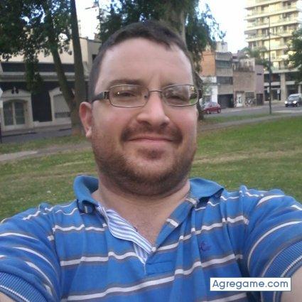 alejandrofarina chico soltero en Estación Ramallo