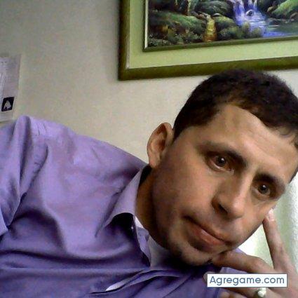 Edhyson chico soltero en Cayambe