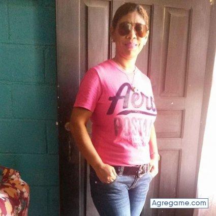 esmeraldagaleas9389 chica soltera en Siguatepeque