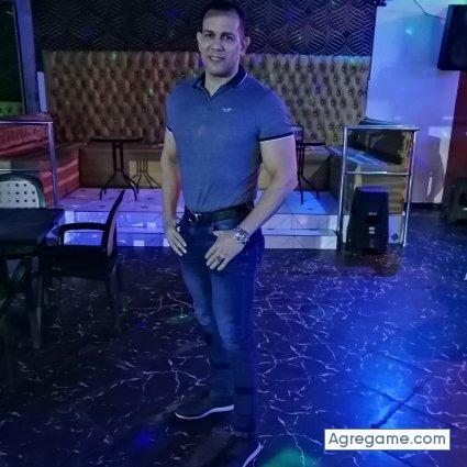 Julio3954 chico soltero en Concepción De La Vega