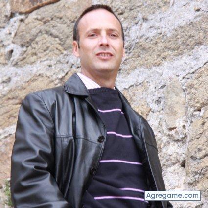 granaventurero chico divorciado en Albir