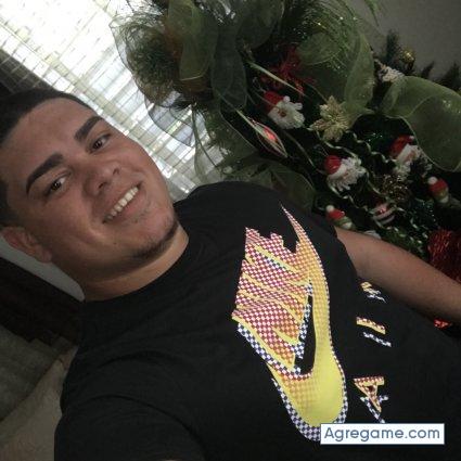 Moises2323 chico soltero en 