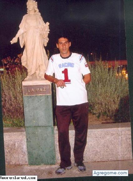 alanreno chico soltero en Vigo