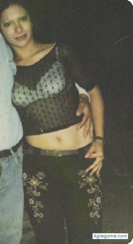 ale22 chica soltera en San Salvador