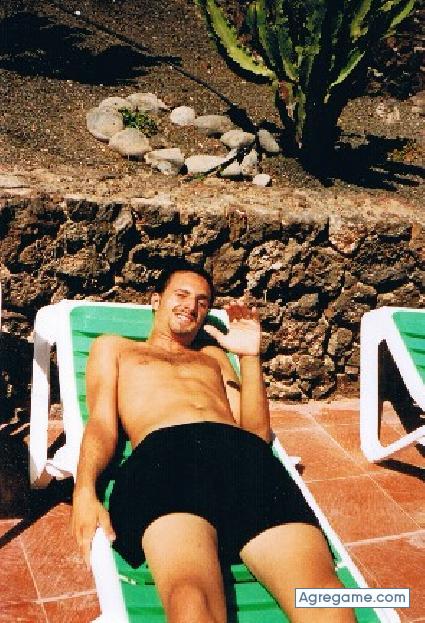 Williams chico soltero en Arrecife