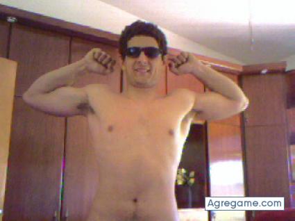iaiotripler chico soltero en Montevideo