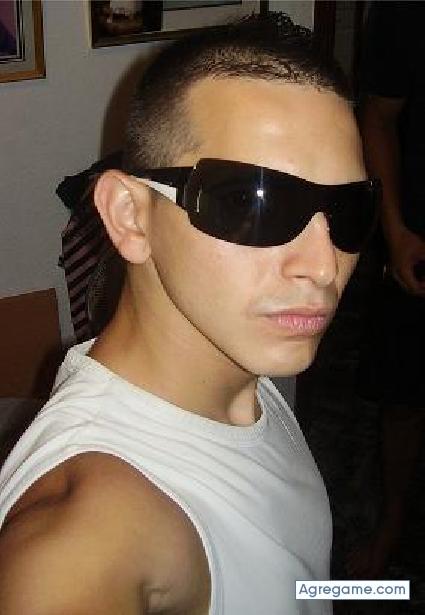 franht chico soltero en La Esperanza