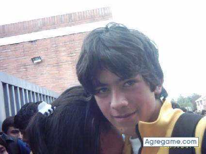 feito chico soltero en Bogotá