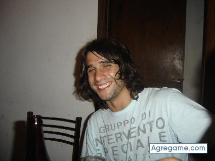 tomasc9 chico soltero en Sarandí