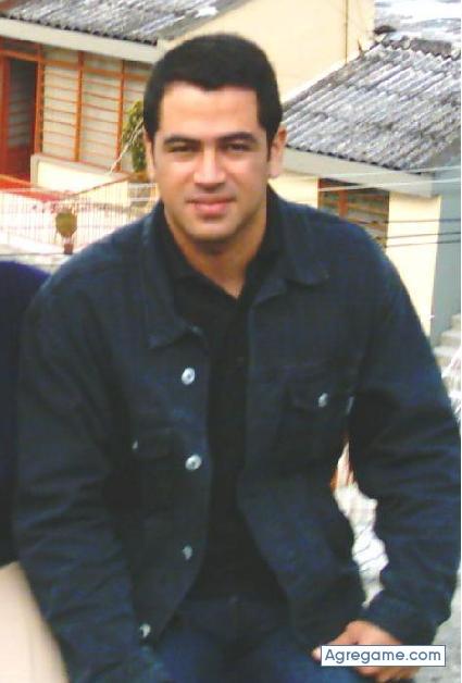 nmax27 chico soltero en Manizales