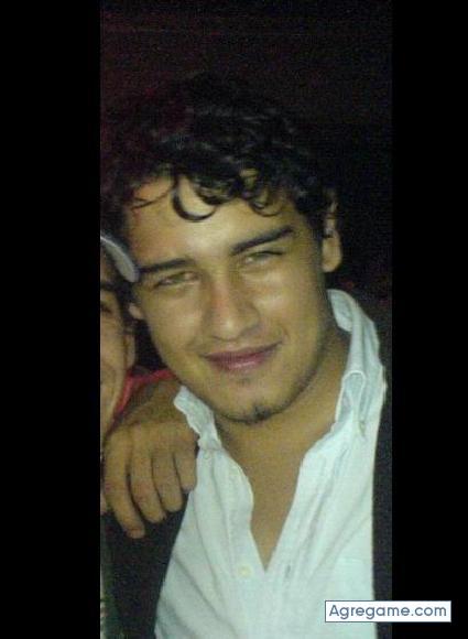 jmachado chico casado en San Carlos De Bolívar