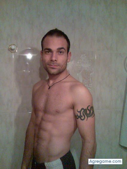 jordi chico soltero en Pedrajas De San Esteban
