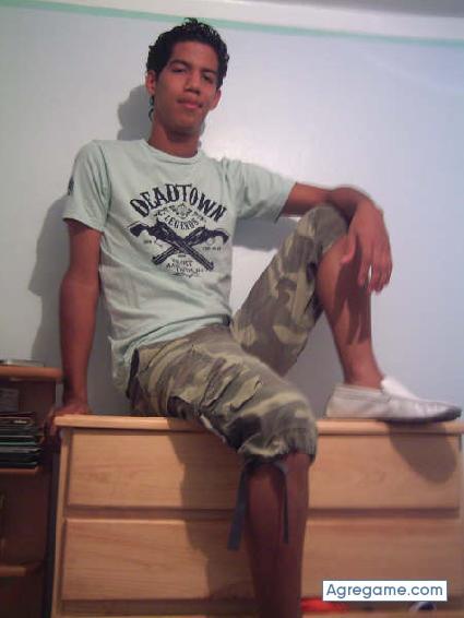 skit chico soltero en Caracas