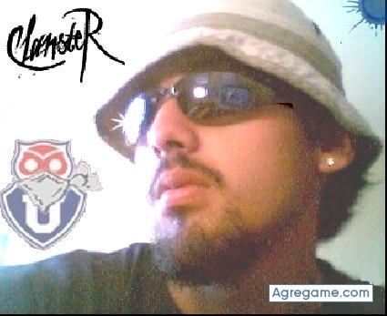 sterclan chico soltero en Azua De Compostela