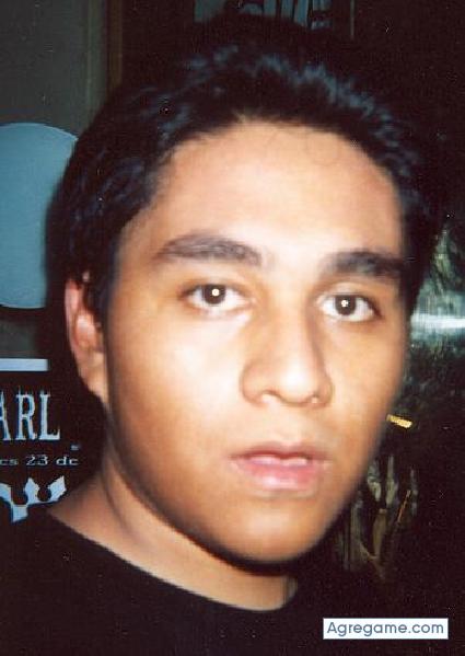 mefistofeles chico soltero en Lolotique