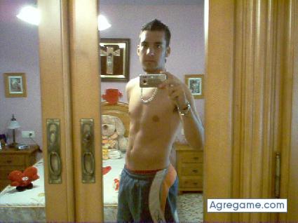 prete chico soltero en Madrid